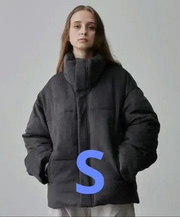 [ CLEL ] 볼륨 하이넥 숏 패딩 자켓 S 차콜 그레이