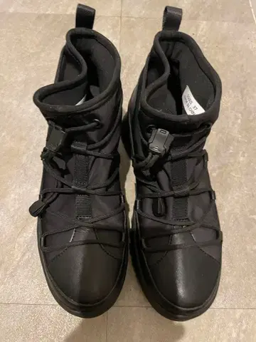 비브람 드로스트링 스니커즈 60/37 사이즈