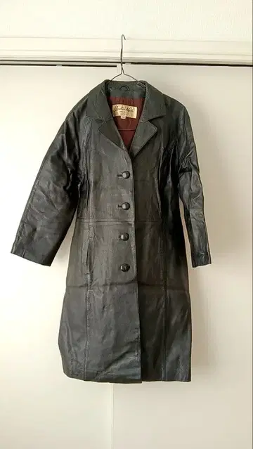 TOP PIGEON 블랙 가죽 버튼 코트 94cm