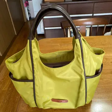 구시오 이탈리아 라임 그린 토트백