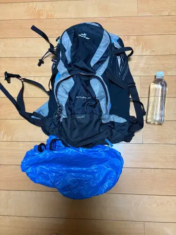 deuter 백팩 중형 블랙/블루