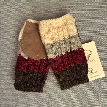 새상품급 하이랜드2000 영국제 울100% 암커버 미튼