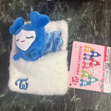 TWICE LOVELYs 쯔위 이불 낚시릴 패스케이스 트와이스