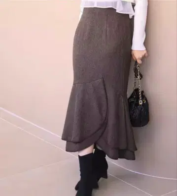 배색 아지메 프릴 스커트 정가 12100엔