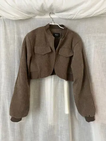 hlkodo 카키 크롭 자켓