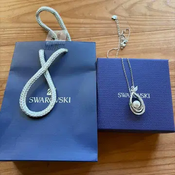 Swarovski 펄 드롭 목걸이