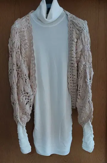 미사용 듀라스 베이지 크로쉐 레이스 볼레로 가디건