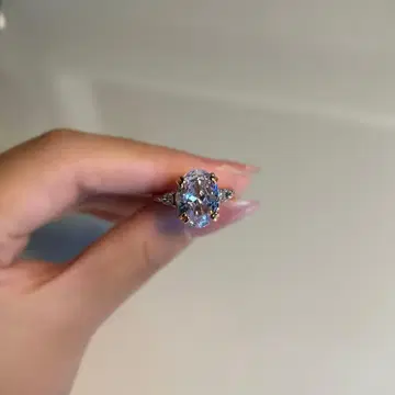 유품 정리 약혼반지 하나뿐인 라운드컷 골드링 다이아몬드