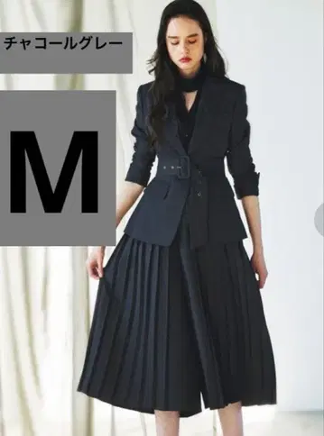 [새상품급] RUIRUEBOUTIQUE 셋업 앙상블 차콜 그레이