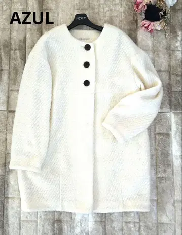 AZUL 화이트 자켓 버튼 포함