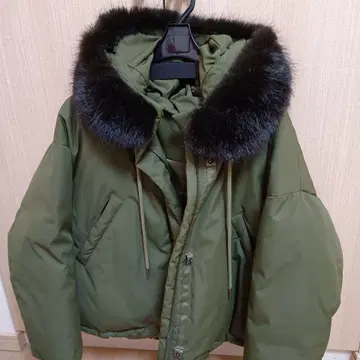 LUGIVA 다운 카키