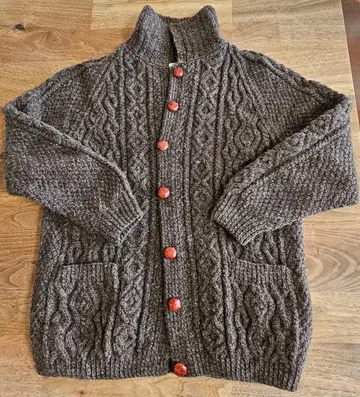 항구의 텐란카이 Janette Murray 울 가디건