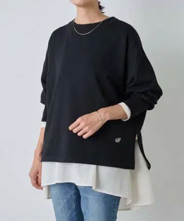 (중고) 비어즐리 BA 자수 돌먼 트레이닝복