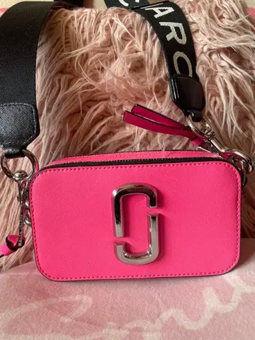 핑크 숄더백 합성 피혁