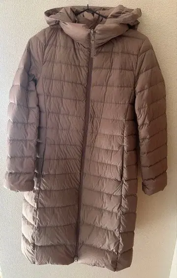 [유니클로] 울트라 라이트 다운 롱 다운 코트 브라운 S