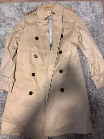 RHYME 베이지 트렌치코트 L 사이즈