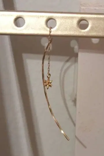 쥬에테 귀걸이 한쪽