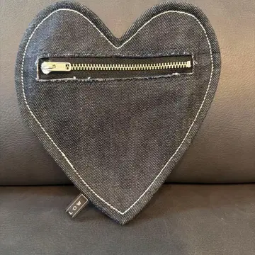 데님 하트형 파우치 LUDLOW