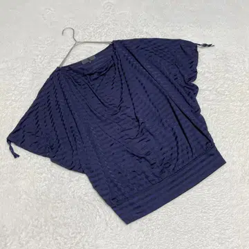 EK3865 [언타이틀] 돌먼 티셔츠 [2] 보더 드레이프 비침