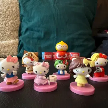 헬로키티 피규어 6개 세트