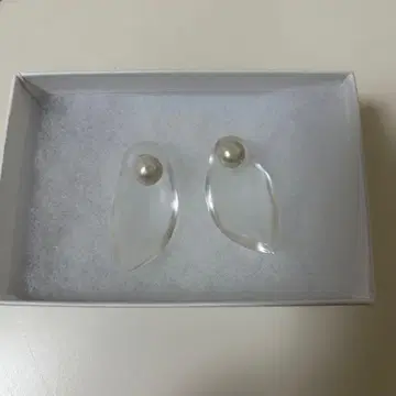 마메 쿠로고우치 리프 귀걸이