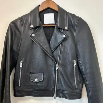 STUDIOUS 블랙 가죽 자켓 사이즈 1
