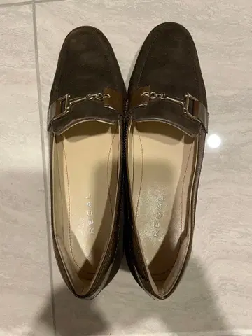 [ REGAL ] 스웨이드 로퍼 24.5cm