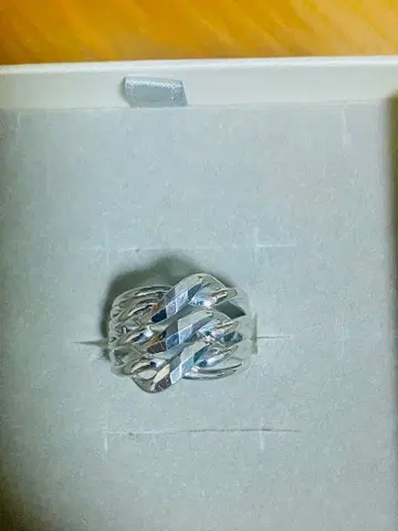 K10 화이트 골드 반지