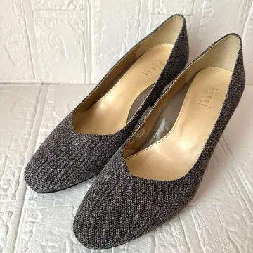 [피티] V컷 버즈아이 패턴 아몬드토 라메 23.5cmEE