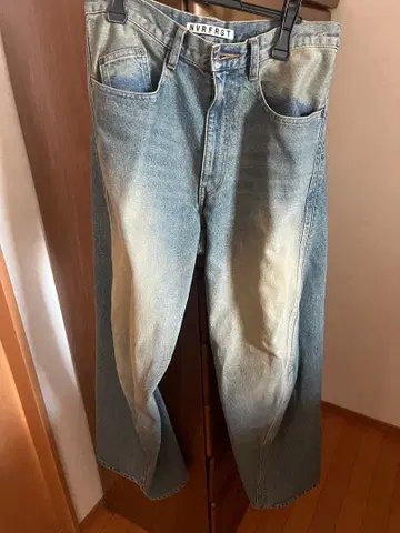 NVRFRGT [ 3D TWISTED WIDE LEG JEANS ]