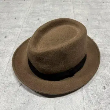 새상품 7590엔 BENELLI Montacone 중절모 이탈리아제