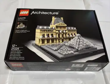 LEGO Architecture 루브르 박물관 21024