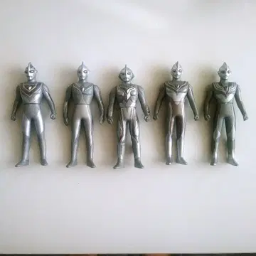 울트라맨 소프트 비닐 50주년 실버 5체 세트