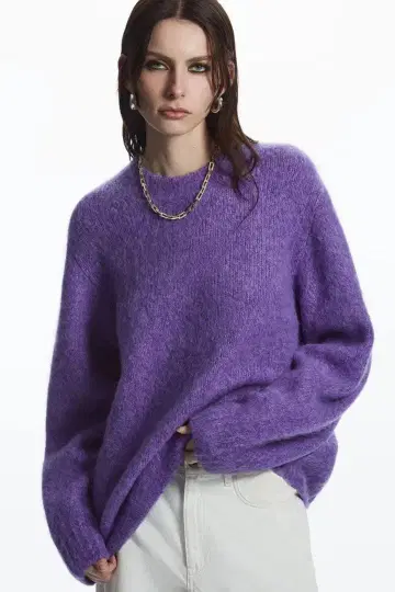 COS 오버 사이즈 알파카 니트