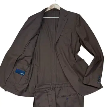 컨디션 최상 LARDINI 이지 웨어 셋업 수트 사이즈 50