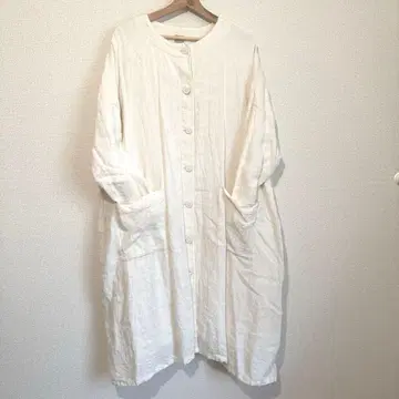 츠하루 바이 사만사 모스모스 화이트 코트 린넨 울 싸개 버튼