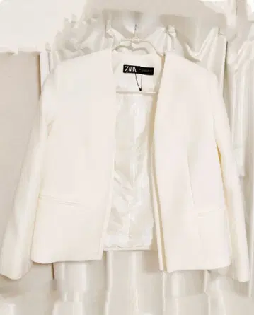 자라 ZARA 노카라 자켓