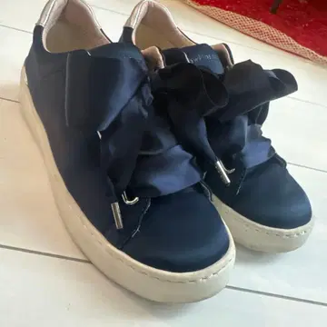 호킨스 스파크 네이비 스니커즈 리본 포함 23.5