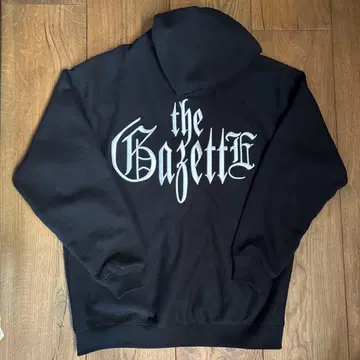 the GazettE LOGO HOODIE BLACK X WHITE