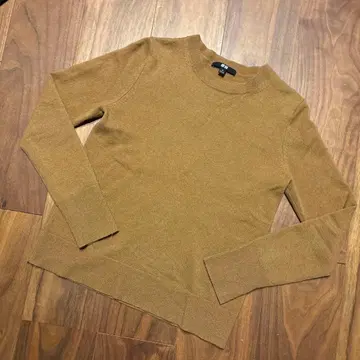 유니클로 캐시미어 크루넥 스웨터 100%