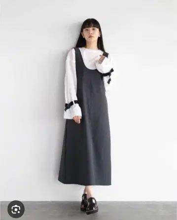 미사용 새상품 스콧 클럽 2way 배색 점퍼 원피스