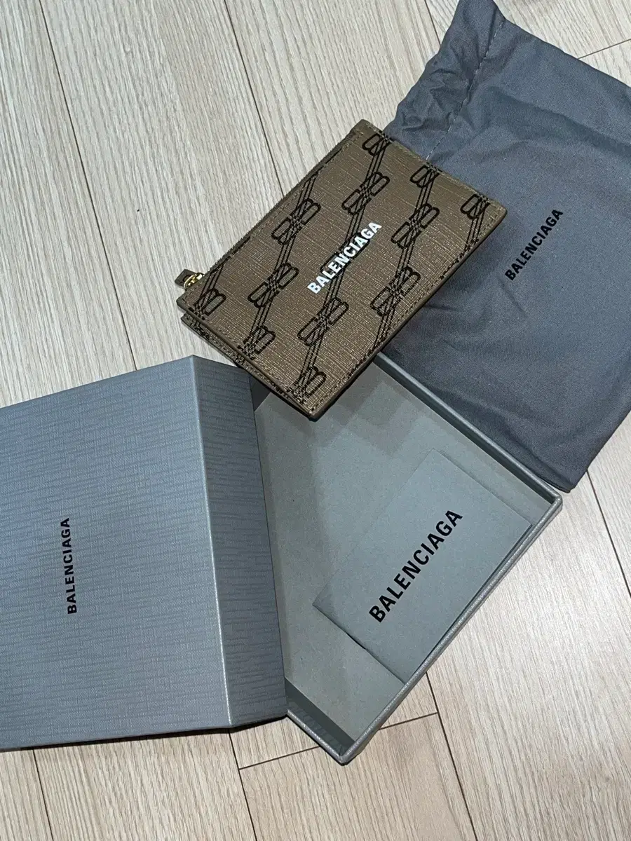 코인북 | 브랜드 중고거래 플랫폼, 번개장터