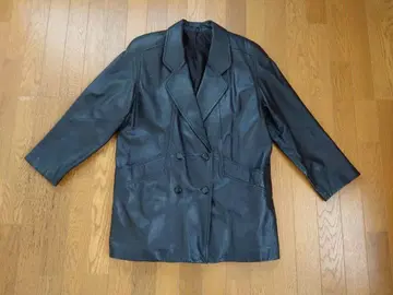 블랙 가죽 하프 코트 소가죽