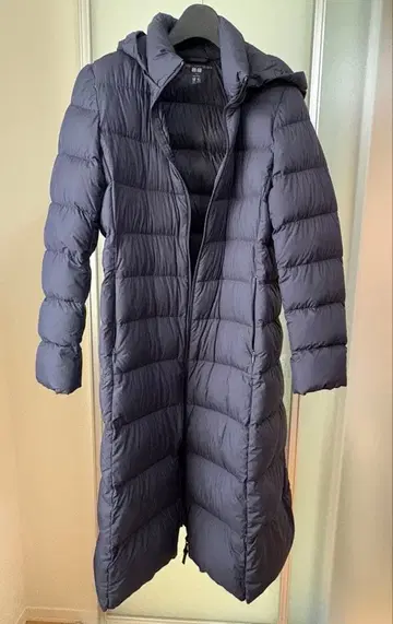 유니클로 울트라 라이트 다운 롱 코트 L