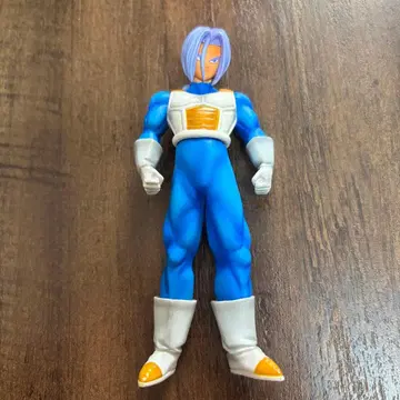 드래곤볼 트렁크스 피규어