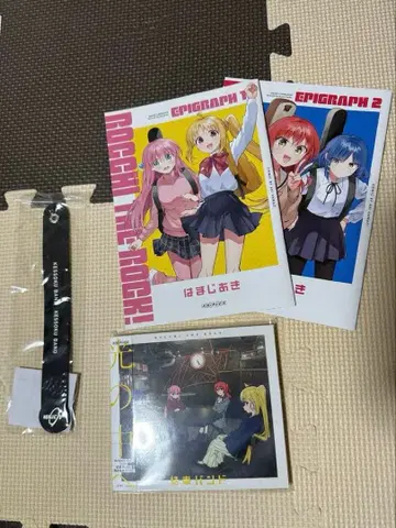 봇치 더 록! CD, 단편 코믹스, 버튼식 러버 밴드 세트