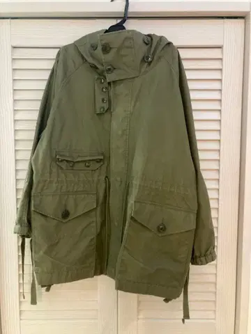 HYKE N/C MILITARY JACKET 사이즈 1