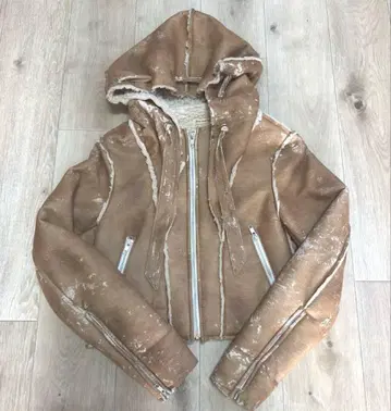 YEAR RIGHT!! 무스탕 자켓 M 이예라이트