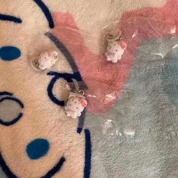 헬로키티 산리오 포근포근 스노우 표시 액세서리 가챠가챠