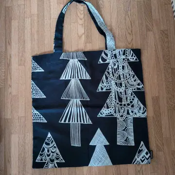 [택 포함 새상품] marimekko 쿠시코사 토트백 나무 모노톤